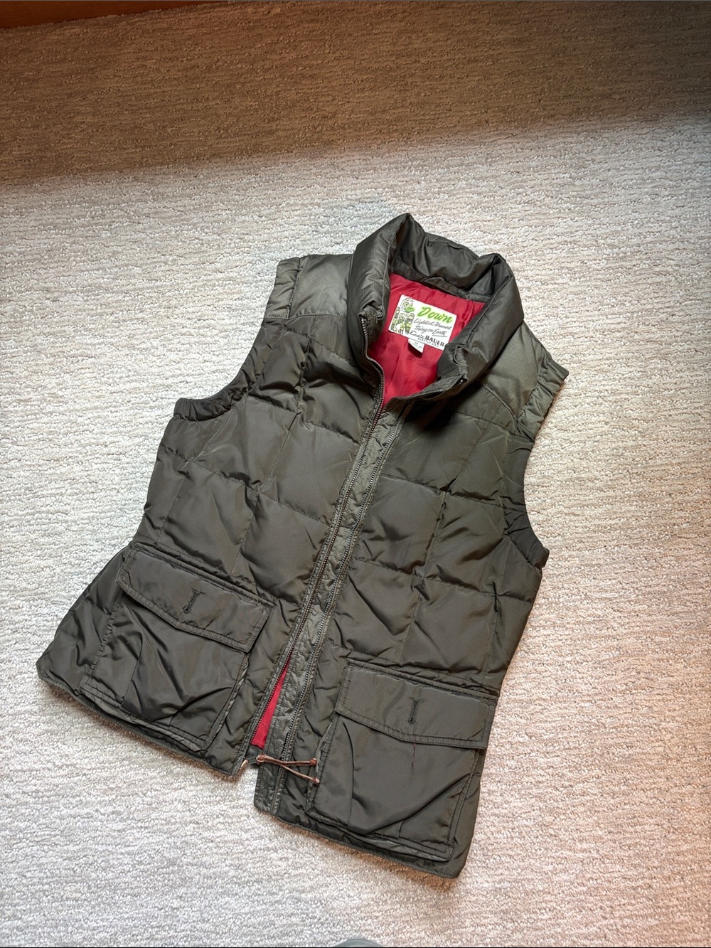 Eddie Bauer vintage puffer vest!